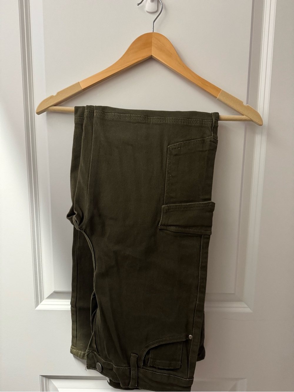 Windsor Olive Green Straight-Leg Women's Jeans